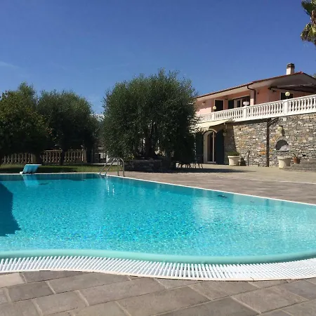 Con Piscina A Imperia, Italy Villa Imperia